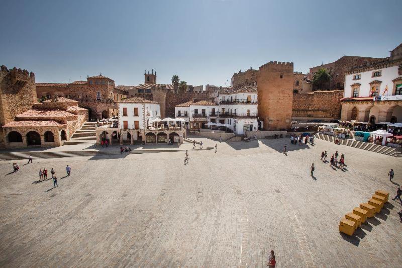 Apartamentos Soho Boutique Plaza Mayor Caces الغرفة الصورة