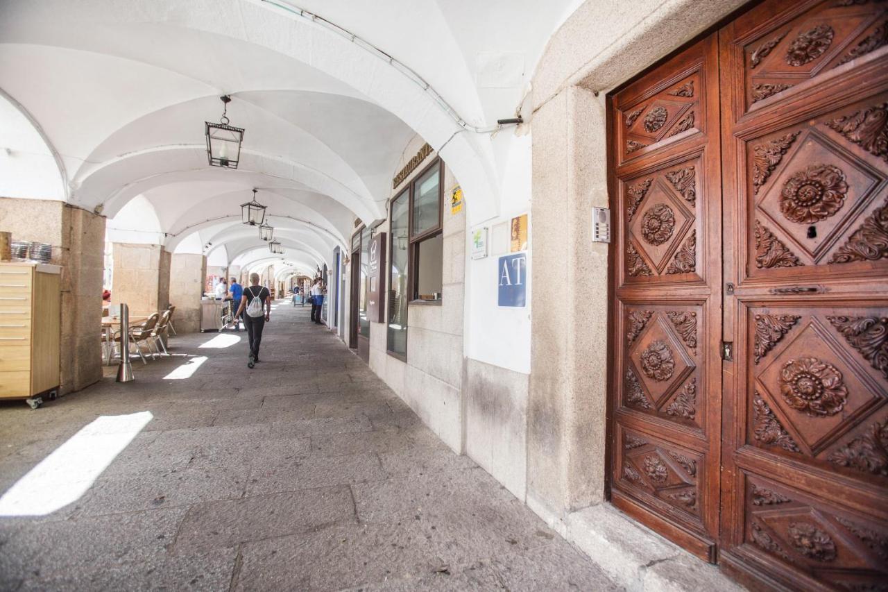 Apartamentos Soho Boutique Plaza Mayor Caces المظهر الخارجي الصورة