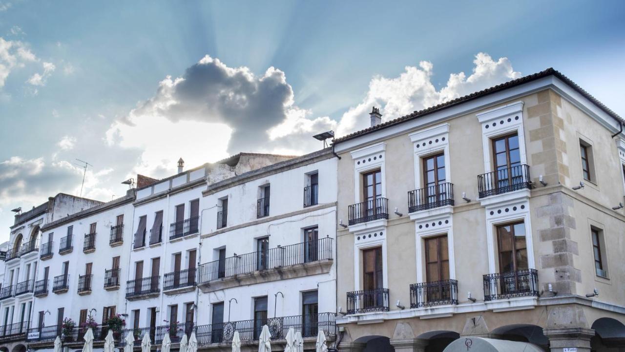 Apartamentos Soho Boutique Plaza Mayor Caces المظهر الخارجي الصورة